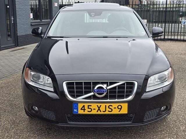 Occasion Volvo V70 Summum 180 PK (132 kW) 2012 Zwart (metallic) Stationwagen