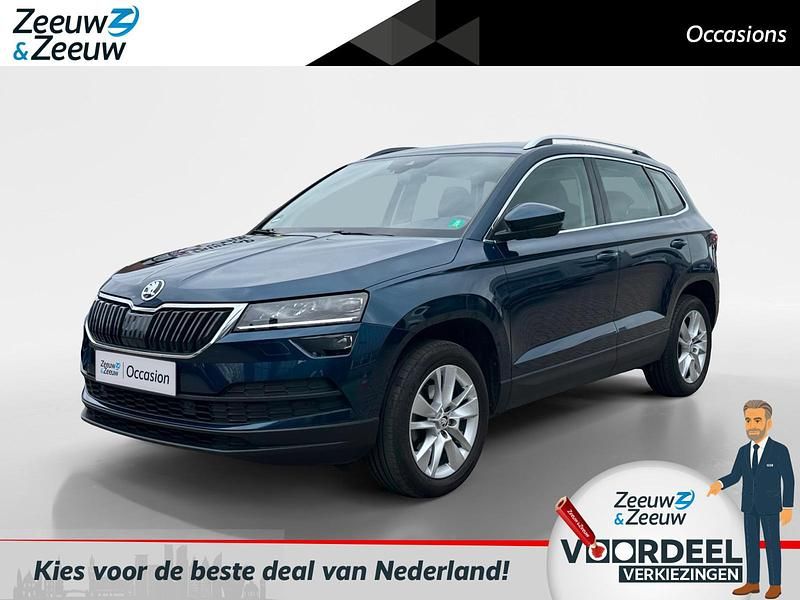 Lava blue metallic (blauw metallic) Gebruikt 2020 Skoda Karoq Business Line SUV | € 25.945 (Goede deal) - Afbeelding 1/4