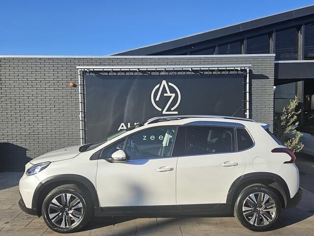 Wit Gebruikt 2016 Peugeot 2008 SUV | € 6.499 (Eerlijke prijs) - Afbeelding 1/4