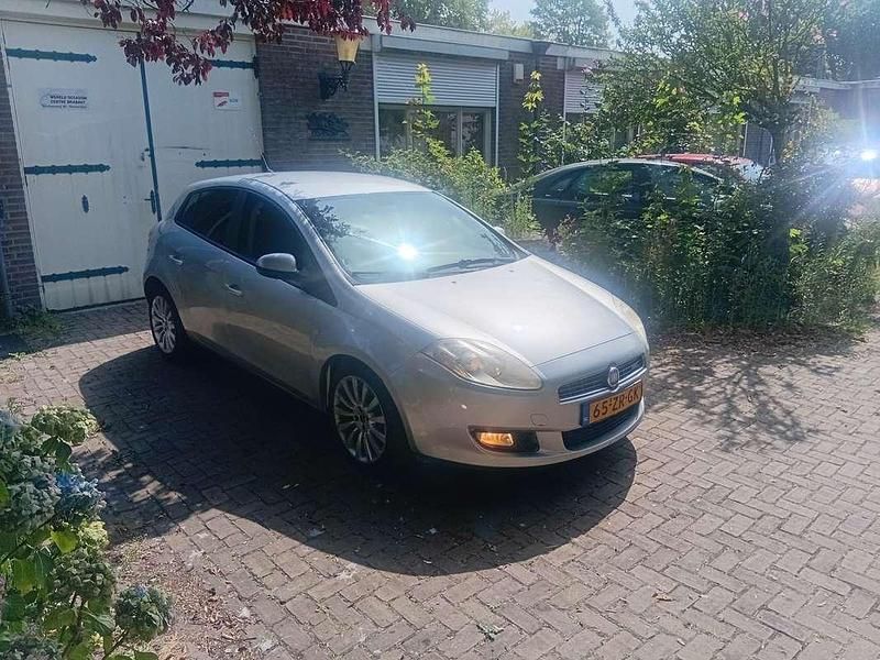 Occasion Fiat Bravo 120 PK (88 kW) 2008 Zilver Hatchback