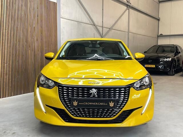Occasion Peugeot 208 Allure 101 PK (74 kW) 2021 Geel (metallic) Hatchback