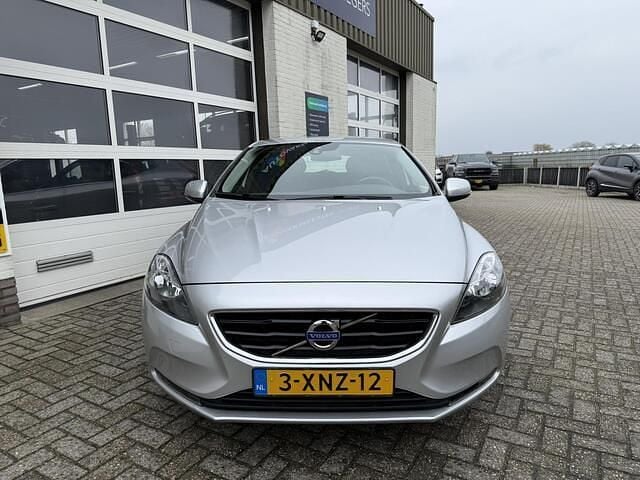 Occasion Volvo V40 Momentum 150 PK (110 kW) 2014 Grijs Hatchback