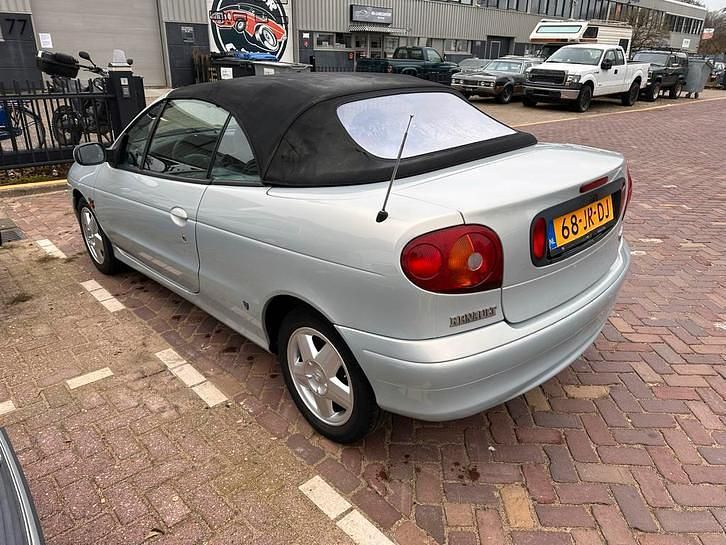 Occasion Renault Mégane II 107 PK (78 kW) 2002 Cabriolet