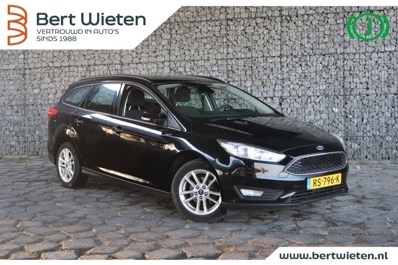 Zwart Gebruikt 2018 Ford Focus Stationwagen | € 14.040 (Goede deal) - Afbeelding 1/3