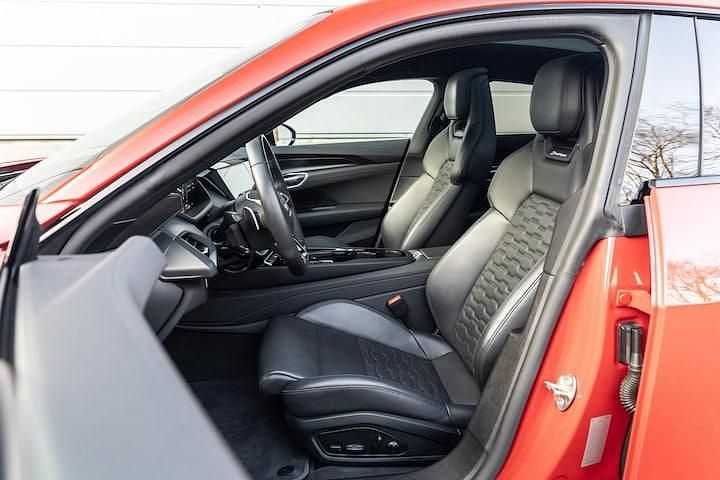 Occasion Audi e-tron GT quattro 430 kW (585 PK) 2022 Rood Sedan