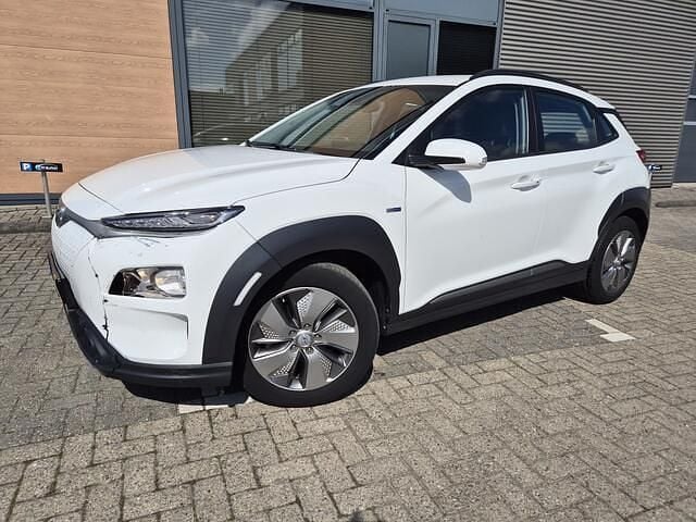 Wit Gebruikt 2020 Hyundai Kona Comfort SUV | € 15.999 (Super prijs) - Afbeelding 1/4