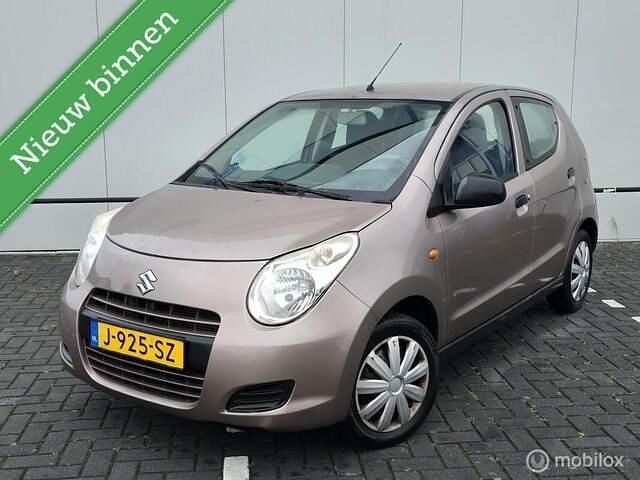 Bruin Gebruikt 2010 Suzuki Alto Comfort Hatchback | € 1.575 (Goede deal) - Afbeelding 1/4