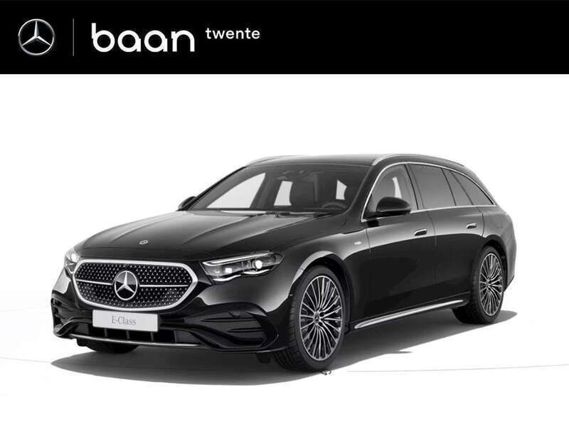 Zwart Nieuw 2025 Mercedes E300 AMG line Stationwagen | € 78.695 (Super prijs) - Afbeelding 1/4