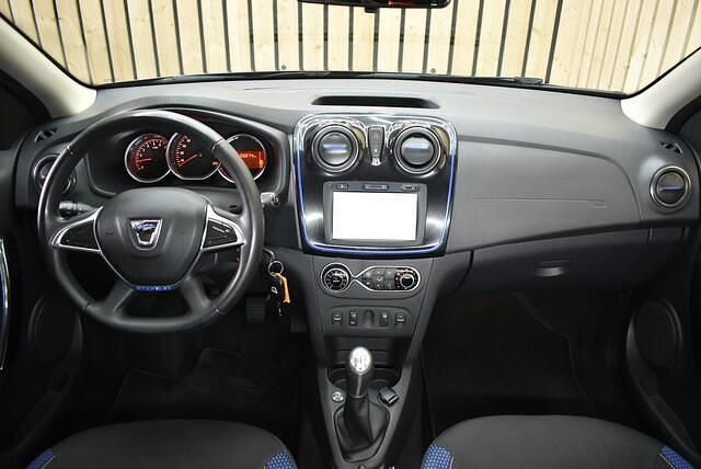 Occasion Dacia Logan MCV Stepway 101 PK (74 kW) 2020 Grijs MPV