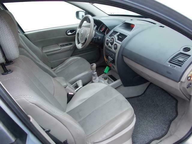 Occasion Renault Mégane II Expression+ 120 PK (88 kW) 2005 Beige Hatchback