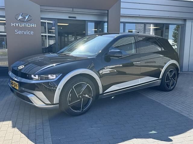 Zwart Gebruikt 2024 Hyundai Ioniq 6 Sedan | € 47.950 (Duur) - Afbeelding 1/4