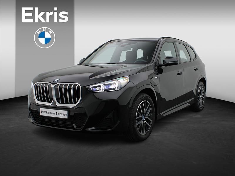 Zwart, metallic lak Gebruikt 2024 BMW X1 M Sport SUV | € 52.900 (Eerlijke prijs) - Afbeelding 1/4