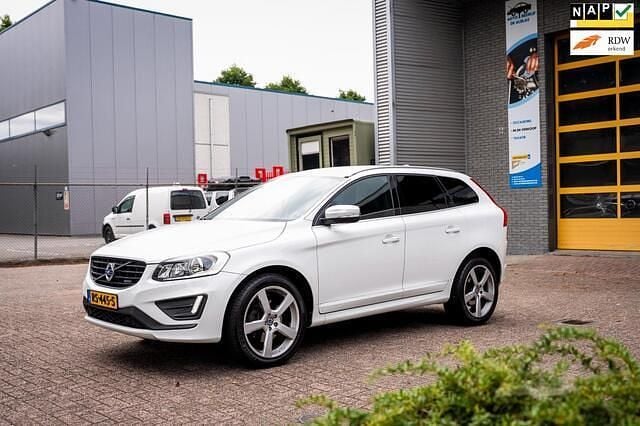 Wit Gebruikt 2013 Volvo XC60 Summum SUV | € 14.950 (Eerlijke prijs) - Afbeelding 1/4