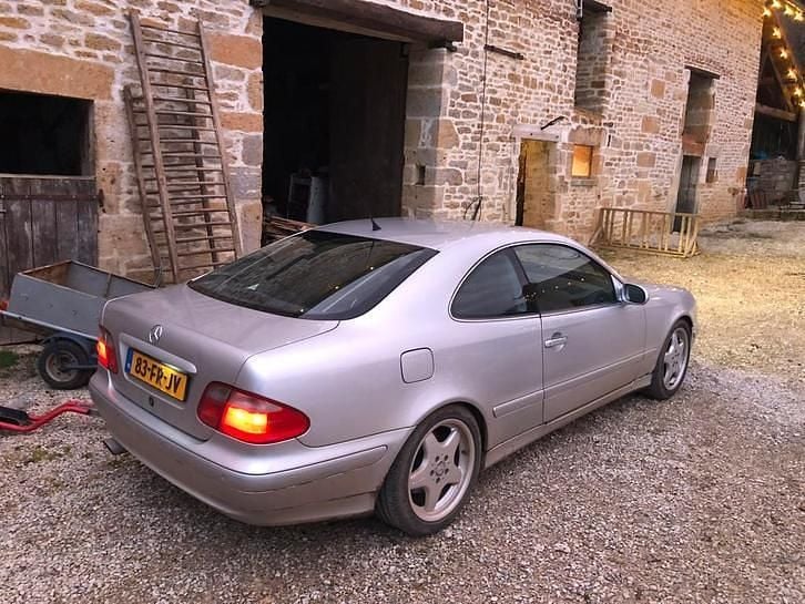 Gebruikt 2000 Mercedes CLK430 AMG Coupé | € 5.750 - Afbeelding 1/4