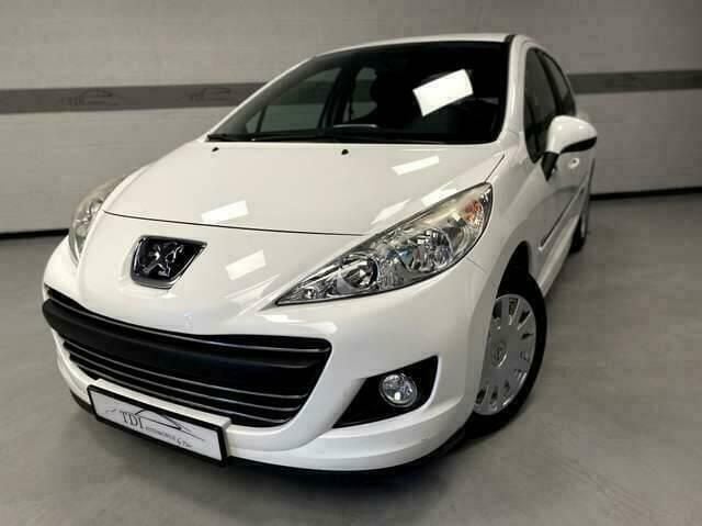 Wit Gebruikt 2011 Peugeot 207 Sedan | € 4.799 (Iets duurder) - Afbeelding 1/4