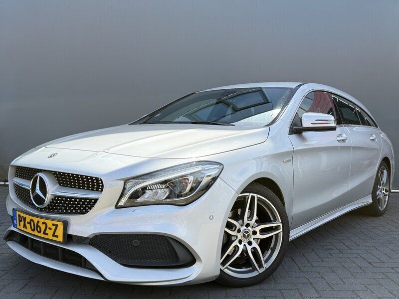 Grijs Gebruikt 2017 Mercedes CLA180 Shooting Brake Business Stationwagen | € 18.399 (Eerlijke prijs) - Afbeelding 1/4
