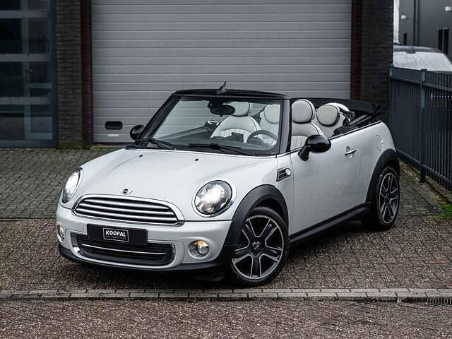 Occasion Mini Cooper Cabriolet Pepper 123 PK (90 kW) 2011 Wit Cabriolet