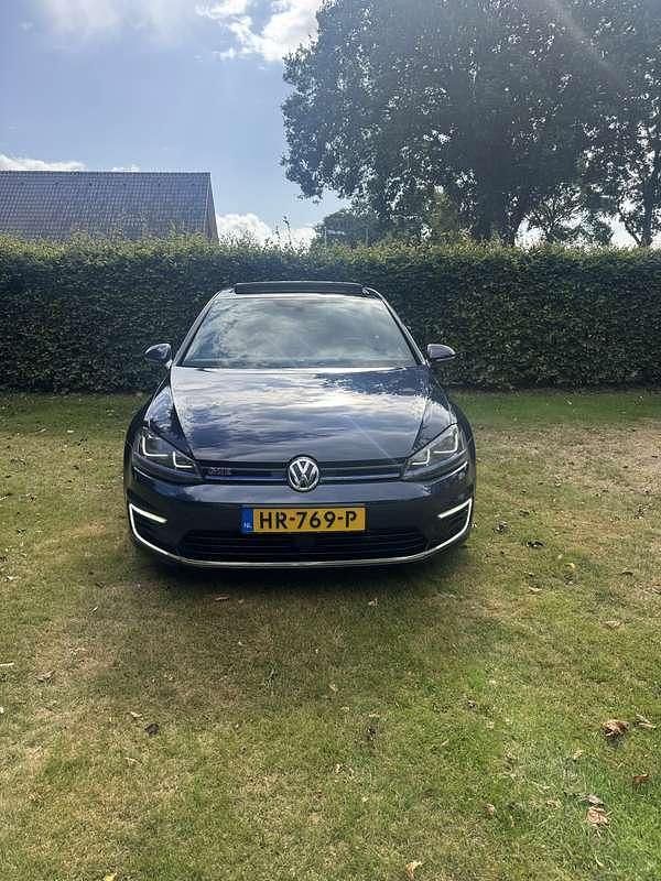 Occasion VW Golf VII GTE 150 PK (110 kW) 2015 Blauw Stationwagen