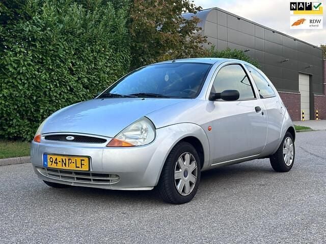 Grijs Gebruikt 2003 Ford Ka Trend Hatchback | € 950 (Eerlijke prijs) - Afbeelding 1/4