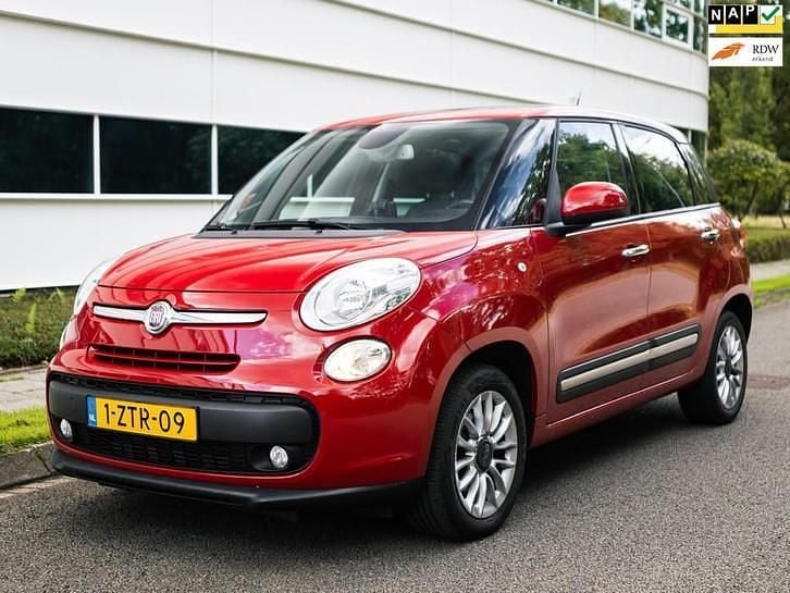 Occasion Fiat 500L Lounge 105 PK (77 kW) 2015 Rood MPV