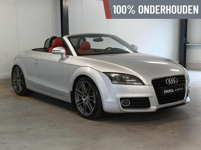 Grijs Gebruikt 2011 Audi TT Roadster Basis Cabriolet | € 12.450 (Eerlijke prijs) - Afbeelding 1/3