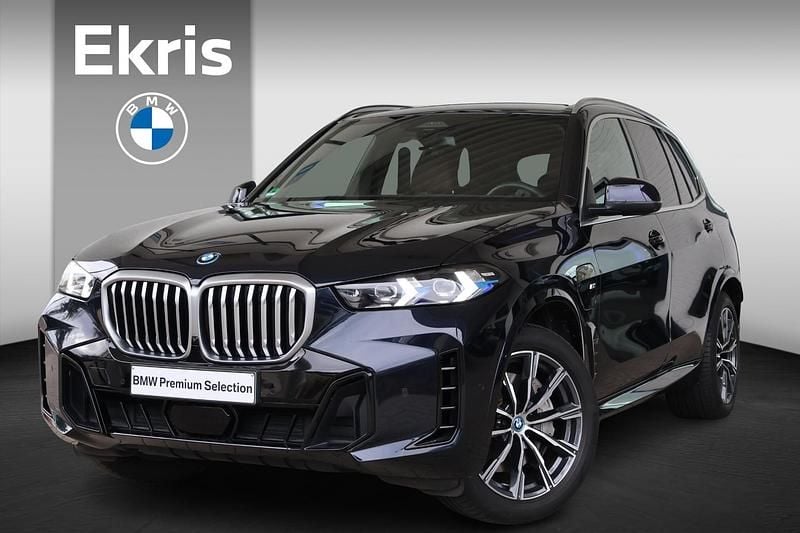 Zwart Occasion 2024 BMW X5 M Sport SUV | € 82.900 (Goede deal) - Afbeelding 1/4