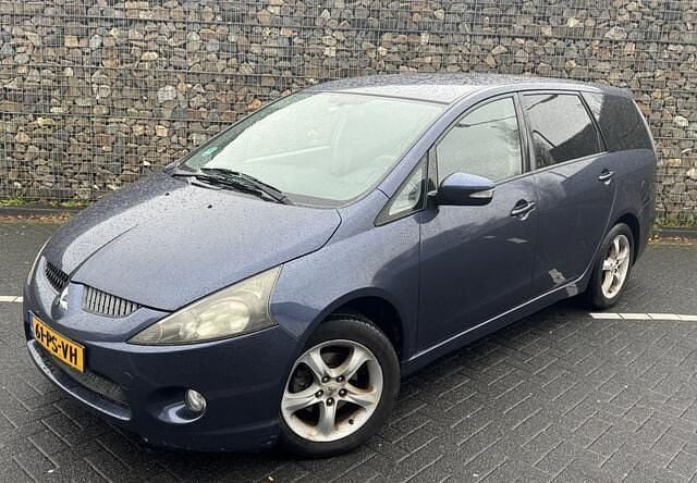 Blauw Gebruikt 2005 Mitsubishi Grandis Intense MPV | € 2.395 (Goede deal) - Afbeelding 1/4