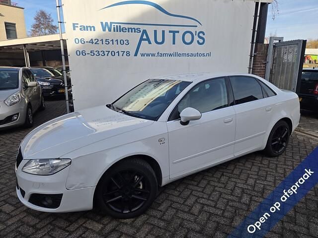 Wit Occasion 2012 Seat Exeo Sedan | € 3.993 (Eerlijke prijs) - Afbeelding 1/4