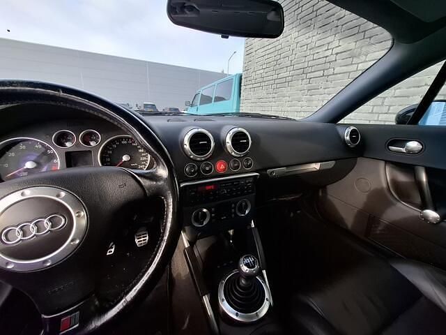 Occasion Audi TT 180 PK (132 kW) 1999 Zwart Hatchback