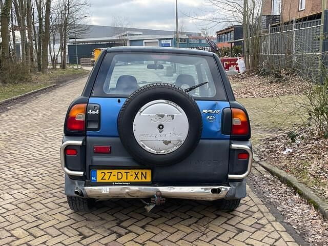 Occasion Toyota RAV4 SR 129 PK (94 kW) 1997 Zwart Hatchback