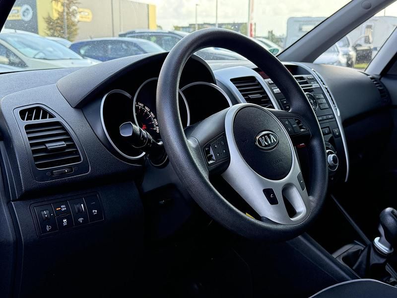 Occasion Kia Venga 90 PK (66 kW) 2010 Zwart Hatchback