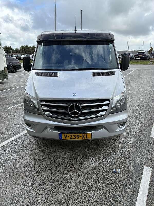 Grijs Gebruikt 2015 Mercedes Sprinter Van | € 24.750 (Iets duurder) - Afbeelding 1/4