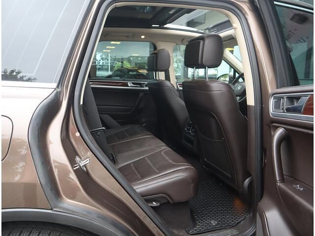 Occasion VW Touareg Highline 335 PK (246 kW) 2011 Bruin SUV