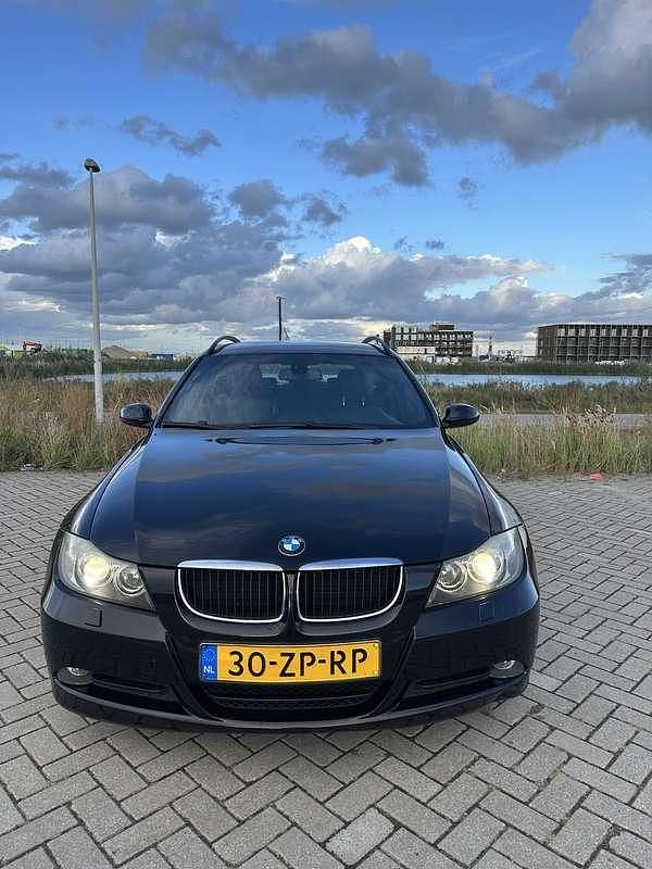 Occasion BMW 320 Executive 170 PK (125 kW) 2008 Zwart Stationwagen