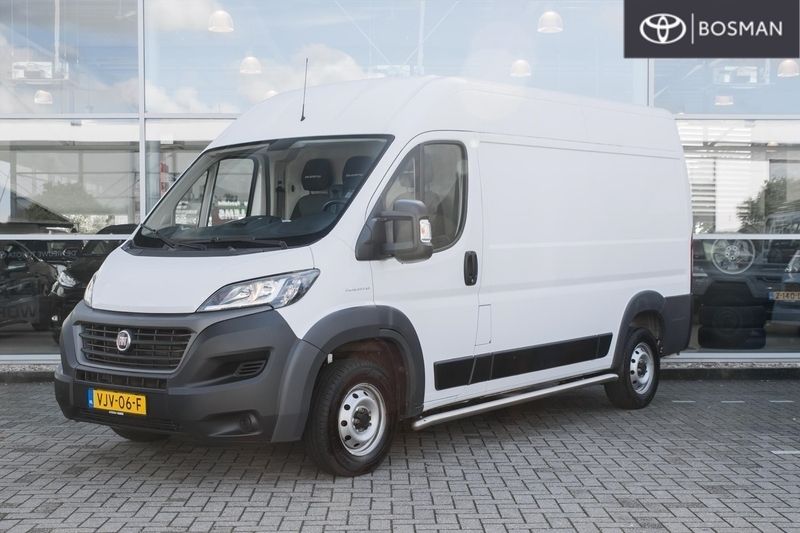 Wit Gebruikt 2021 Fiat Ducato Van | € 17.950 (Eerlijke prijs) - Afbeelding 1/4