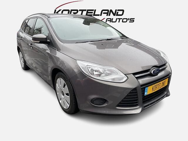 Bruin Gebruikt 2014 Ford Focus Trend Stationwagen | € 7.950 (Iets duurder) - Afbeelding 1/4