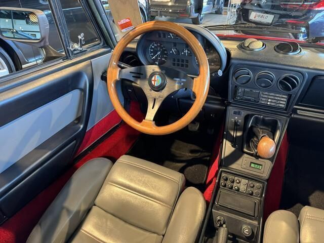 Occasion Alfa Romeo Spider Quadrifoglio Verde 128 PK (94 kW) 1989 Rood Cabriolet