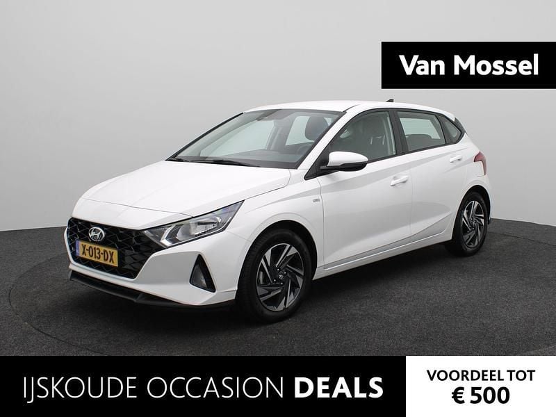 Wit Occasion 2023 Hyundai i20 Comfort Hatchback | € 20.440 (Eerlijke prijs) - Afbeelding 1/4