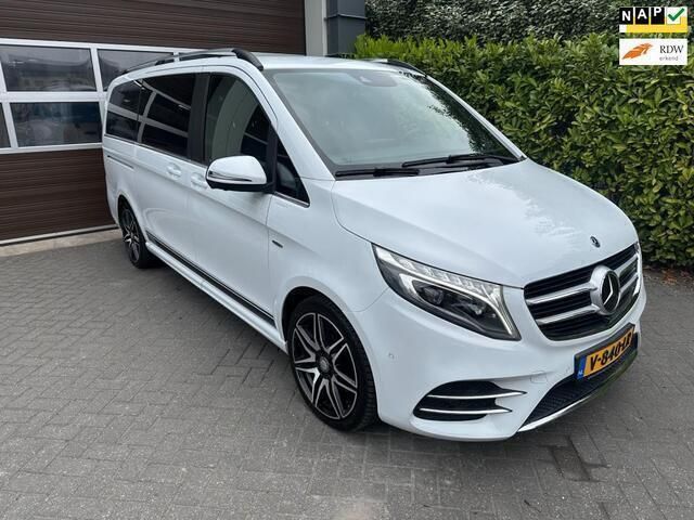 Wit Gebruikt 2018 Mercedes V250 Avantgarde MPV | € 44.950 (Duur) - Afbeelding 1/4