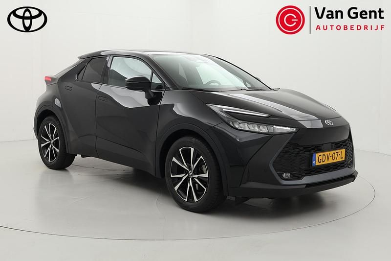 Zwart Occasion 2024 Toyota C-HR SUV | € 31.499 (Eerlijke prijs) - Afbeelding 1/4