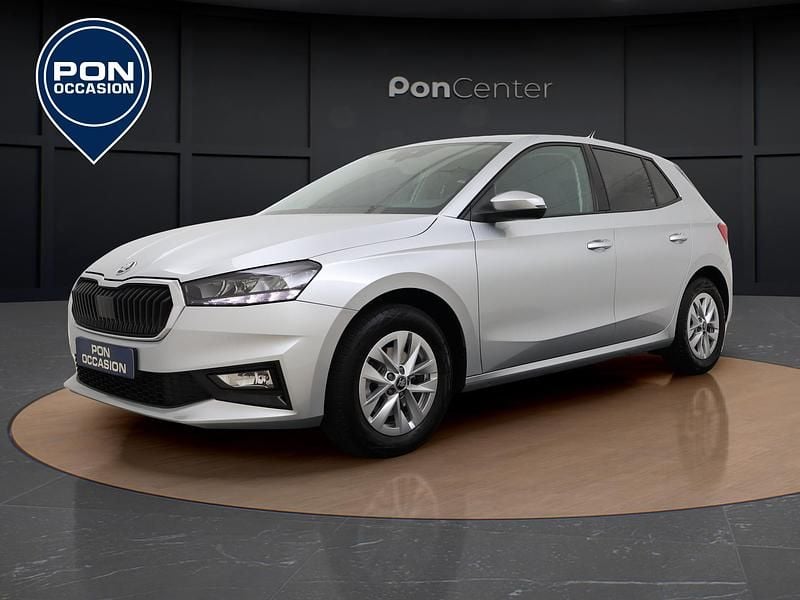 Grijs Occasion 2025 Skoda Fabia Selection Hatchback | € 23.950 (Eerlijke prijs) - Afbeelding 1/3