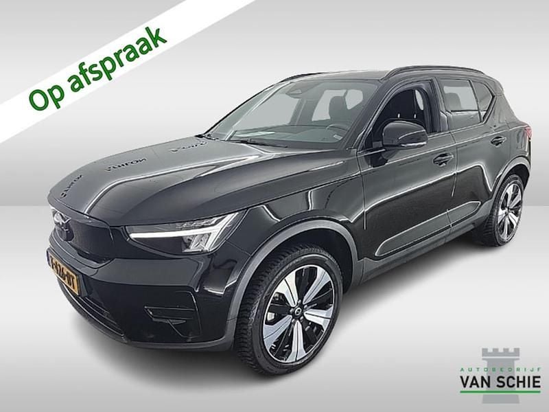 Zwart (metallic) Gebruikt 2023 Volvo XC40 Plus SUV | € 34.900 (Super prijs) - Afbeelding 1/4