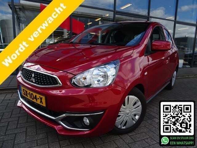 Rood Gebruikt 2018 Mitsubishi Space Star Hatchback | € 11.445 (Eerlijke prijs) - Afbeelding 1/1