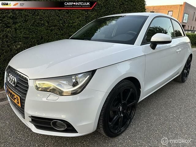Wit Gebruikt 2011 Audi A1 Ambition Hatchback | € 4.250 (Eerlijke prijs) - Afbeelding 1/4