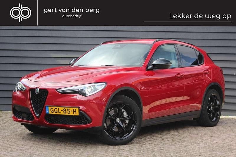 Rood Gebruikt 2019 Alfa Romeo Stelvio Tech Edition SUV | € 33.900 (Goede deal) - Afbeelding 1/4