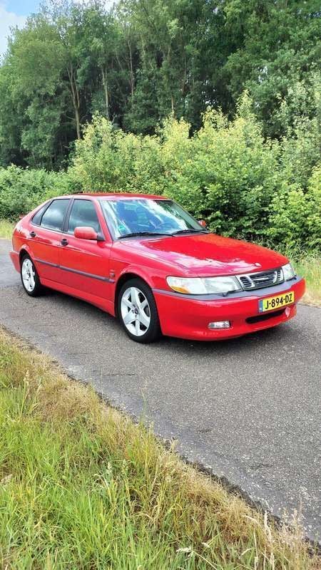 Rood Gebruikt 2001 Saab 9-3 Aero Hatchback | € 5.000 - Afbeelding 1/4
