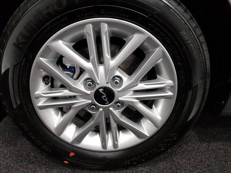 Grijs Occasion 2023 Kia Picanto Hatchback | € 18.150 (Eerlijke prijs) - Afbeelding 1/1