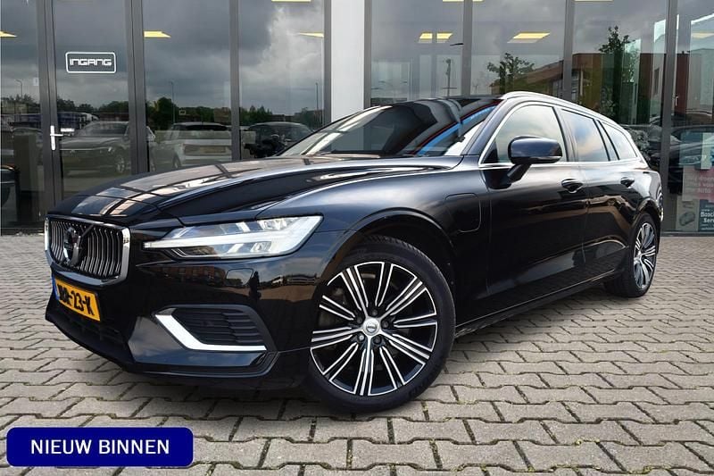 Zwart Gebruikt 2021 Volvo V60 Inscription Stationwagen | € 29.900 (Super prijs) - Afbeelding 1/4