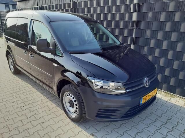 Occasion VW Caddy Maxi Trendline 102 PK (75 kW) 2018 Zwart MPV