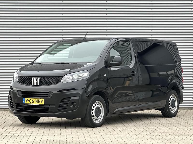 Zwart Gebruikt 2022 Fiat Scudo Van | € 15.999 (Eerlijke prijs) - Afbeelding 1/4